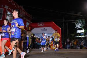 BIB: 3921, 4830
                            <button type="button" onclick="openModal(26265332)" class="btn btn-primary btn-sm float-right btn-popup" data-toggle="modal" data-target=".modal-high-quality">
                        <i class="fas fa-shopping-cart"></i> Add to Cart
                    </button>
                                            <button type="button" onclick="isThisMe(26265332, true)" class="btn btn-success btn-sm float-right btn-popup btn-isme hidden" data-toggle="tooltip" data-placement="bottom" title="นี่คือรูปของคุณใช่ไหม คลิกที่นี่เพื่อเอาเข้าอัลบั้ม">
                        <i class="fas fa-plus"></i> Add to album
                    </button>
                    <button type="button" onclick="isThisMe(26265332, false)" class="btn btn-warning btn-sm float-right btn-popup btn-isnotme hidden">
                        <i class="fas fa-ban"></i> Remove from album
                    </button>